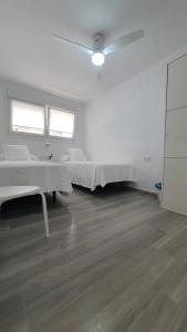 Posteľ alebo postele v izbe v ubytovaní Colmar + 6 fotografií
