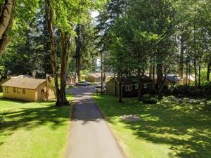 Zahrada ubytování Malahat Bungalows Motel