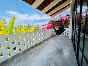 Μπαλκόνι ή βεράντα στο HUGE Suite!! King Bed, Air Conditioning, Pool, Fast Wifi - Sol at Casa Calavera