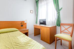 Foto dalla galleria di Hotel A' CAPANNA a Diamante Altre 7 foto