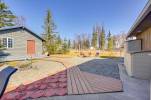 Zahrada ubytování Yard Space with Fire Pit Kenai Getaway!