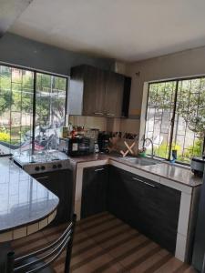 Kuchyň nebo kuchyňský kout v ubytování Casa el Rey