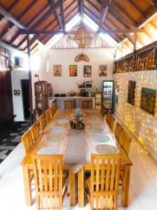 Fotografie z fotogalerie ubytování Lotus & Teak Villas v destinaci Dalung + 29 fotografií