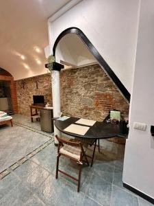 Φωτογραφία από το άλμπουμ του Dal Ferroviere - A Charming Stone Retreat in Cinque Terre στο Μοντερόσο αλ Μάρε