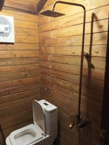 صورة لـ الكوخ الريفي The Rustic Cottage في الرس