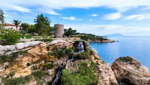 Afbeelding uit fotogalerij van Club Resort Atlantis in Seferihisar