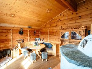Posedenie v ubytovaní Rustic Hut Salzburg near Ski Slopes