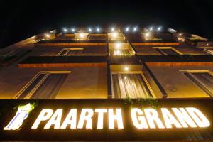 Fotografie z fotogalerie ubytování Paarth Grand v destinaci Haridvár