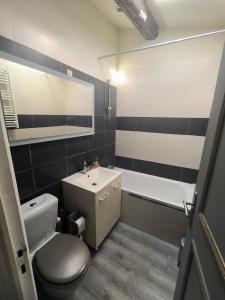 Koupelna v ubytování Appartement ravissant au bord de l'Hérault