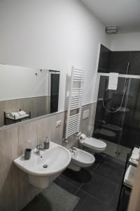 Koupelna v ubytování B&B Guida + 19 fotografií