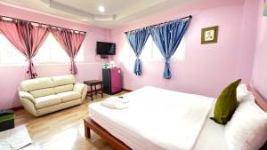 TV a/nebo společenská místnost v ubytování Chaipatchara Resort