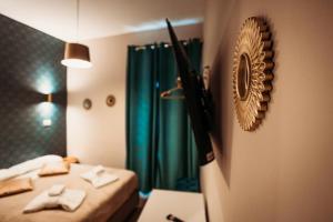 Postel nebo postele na pokoji v ubytování Hotel Domus Tiberina