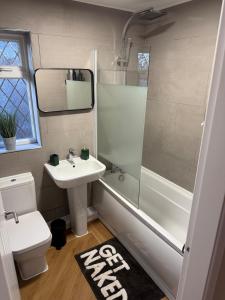 Koupelna v ubytování Coastal Retreats + 12 fotografií