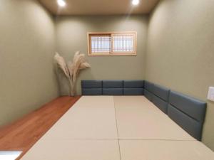 11全新装修 2室1厅1浴室1卫生间 设施齐全 最大6人 2 rooms 1dining room 2bathrooms 2toilets Max 6P 免费无线网络にあるシーティングエリア