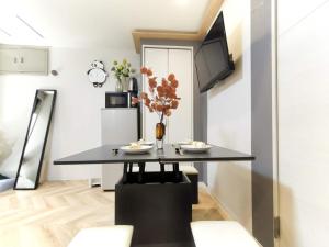 11全新装修 2室1厅1浴室1卫生间 设施齐全 最大6人 2 rooms 1dining room 2bathrooms 2toilets Max 6P 免费无线网络にあるテレビまたはエンターテインメントセンター