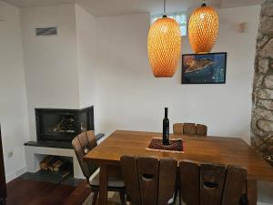 TV/Unterhaltungsangebot in der Unterkunft Novi Escape 2 Beachfront 4 Star Apartment