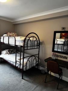Postel nebo postele na pokoji v ubytování Tralee Holiday Lodge
