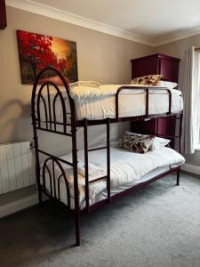 Postel nebo postele na pokoji v ubytování Tralee Holiday Lodge