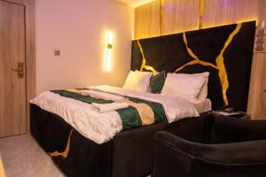 Postel nebo postele na pokoji v ubytování Norvits Hotel