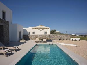 Bazén v ubytování Mosaic Villas, Paros nebo v jeho okolí