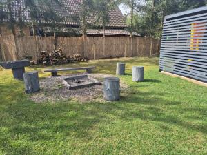 Vonkajšia záhrada v ubytovaní Domek Adam - Kozy