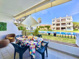 Bazén v ubytování Vilamoura Golf Apartment 2 With Pool by Homing nebo v jeho okolí
