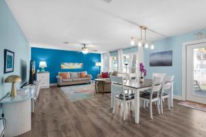 Et opholdsområde på Beachview 102 - Flaming Sunrise