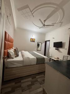 Postel nebo postele na pokoji v ubytování Hotel Clink New Delhi Airport