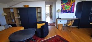 Χώρος καθιστικού στο Appartement dans maison contemporaine