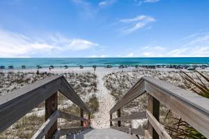 Afbeelding uit fotogalerij van Capri by the Gulf 108 - Beachy Keen Bungalow in Destin