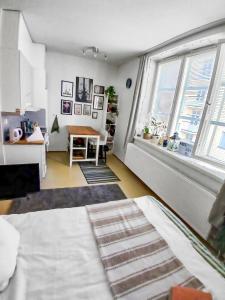 Katil atau katil-katil dalam bilik di Beautiful apartment in Helsinki