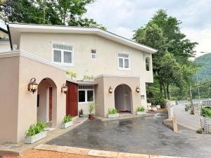 Hoone, kus hotell asub