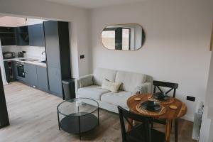 Kuchyň nebo kuchyňský kout v ubytování Stylish Ground Floor Apartment