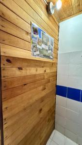 Ένα μπάνιο στο MO Cabaña Nido de Tortolitos a pocos minutos de los termales de Santa Rosa de Cabal