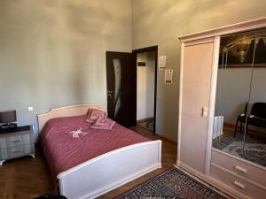 Letto o letti in una camera di Bridge House Yerevan Armenia