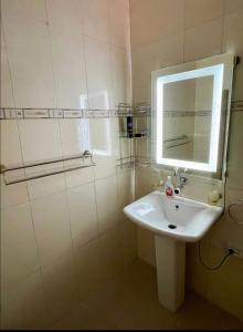 Ένα μπάνιο στο Belas Apartment +16 φωτογραφίες