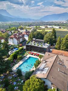 Bazén v ubytování Hotel CampingPark Steiner nebo v jeho okolí