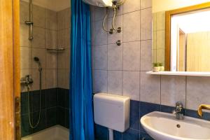 Kúpeľňa v ubytovaní Apartments Julijana