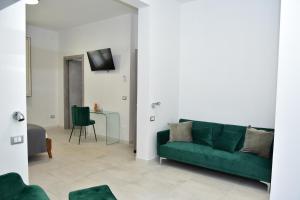 Posezení v ubytování Yllen Rooms
