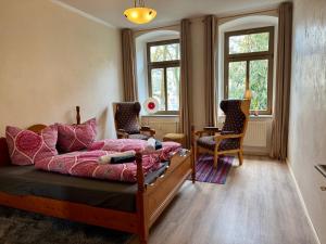 Posezení v ubytování Privatzimmer in 4 Zimmer EG Wohnung in Altchemnitz