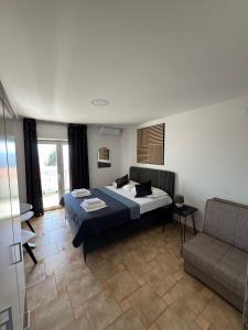 VILLA ŠIMOVIĆ APARTMENTS客房内的一张或多张床位