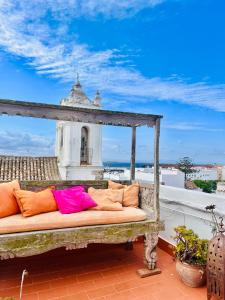 A seating area at El Beaterio Apartments
