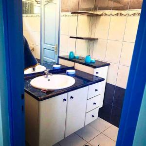 Gallery image of La petite Golondrina - Appartement T2 chaleureux dans un cadre paisible verdoyant in Ducos