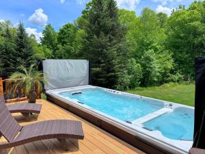 Swimmingpoolen hos eller tæt på 1800WM WM dream home in National Forest