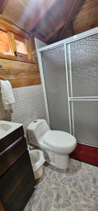Koupelna v ubytování Hospedaje Casona Villa Alicia