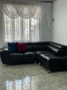 Gallery image of Habitación escala aeropuerto in Palmira