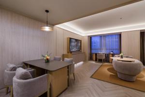 Χώρος καθιστικού στο Crystal Orange Shanghai Lujiazui Financial Center Hotel