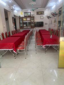 Khu vực ghế ngồi tại Nhà Nghỉ Hồng Nam Hải