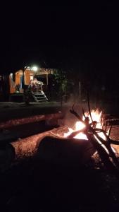 Φωτογραφία από το άλμπουμ του Bosulu surfcamp malakopa σε Malakopa