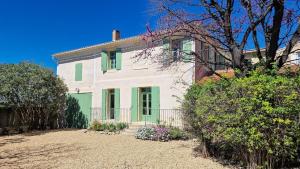 Κήπος έξω από το Maison vigneronne
